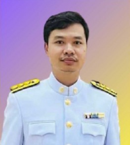 นายเพียว เรียนชารี