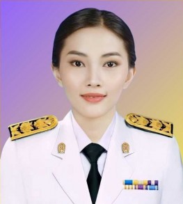 นางสาวกนกวรรณ นามเกษ
