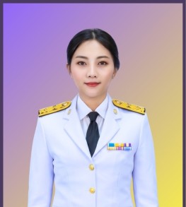 นางสาวกนกวรรณ นามเกษ
